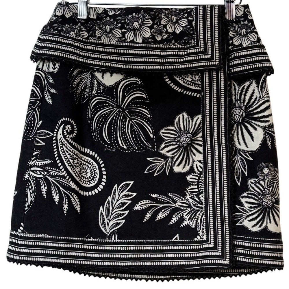 FARM Rio Anthropologie Black & White Floral Paisley Print Mini‎ Skirt Size 26